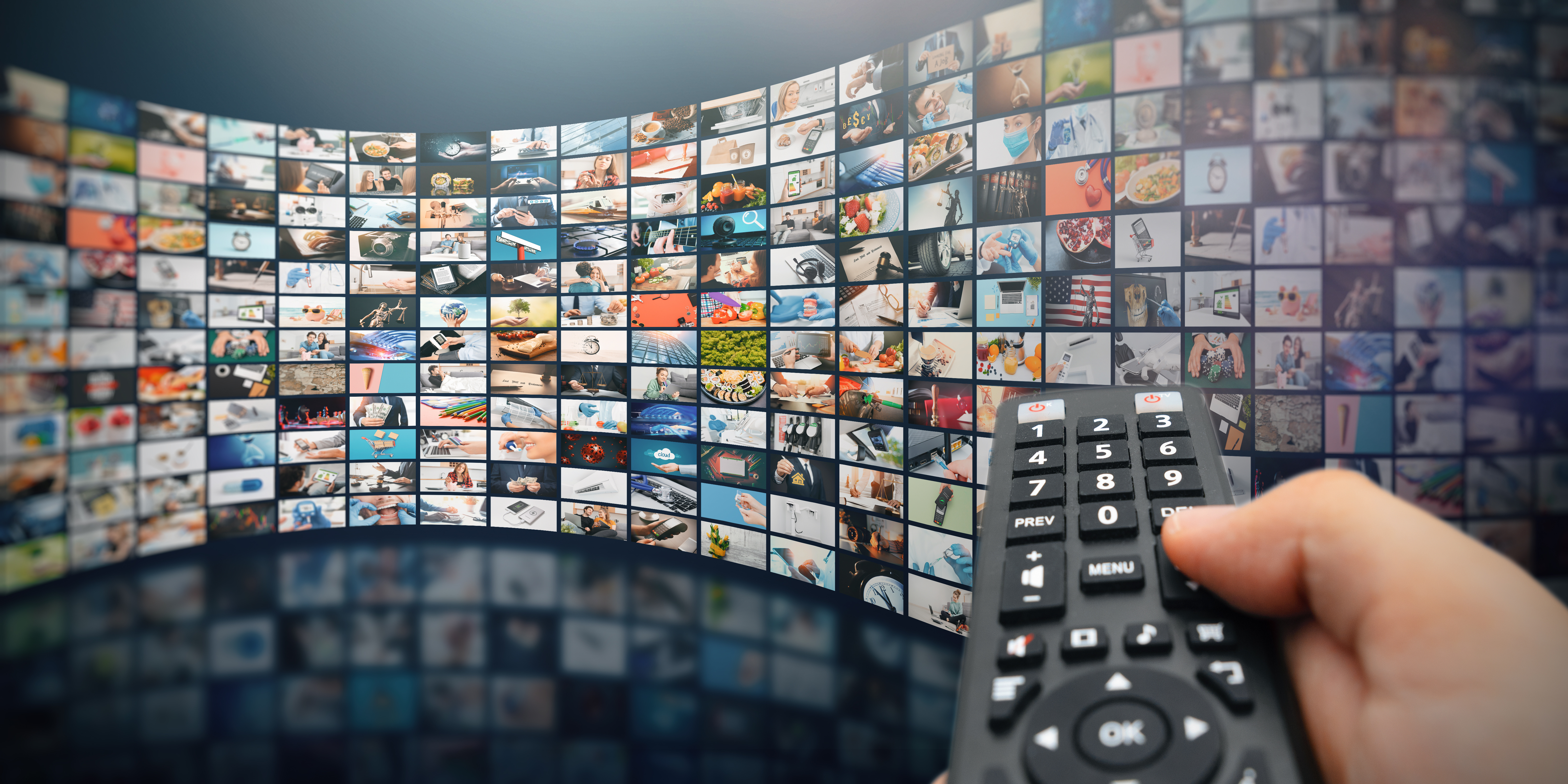 Mando de televisión y múltiples canales