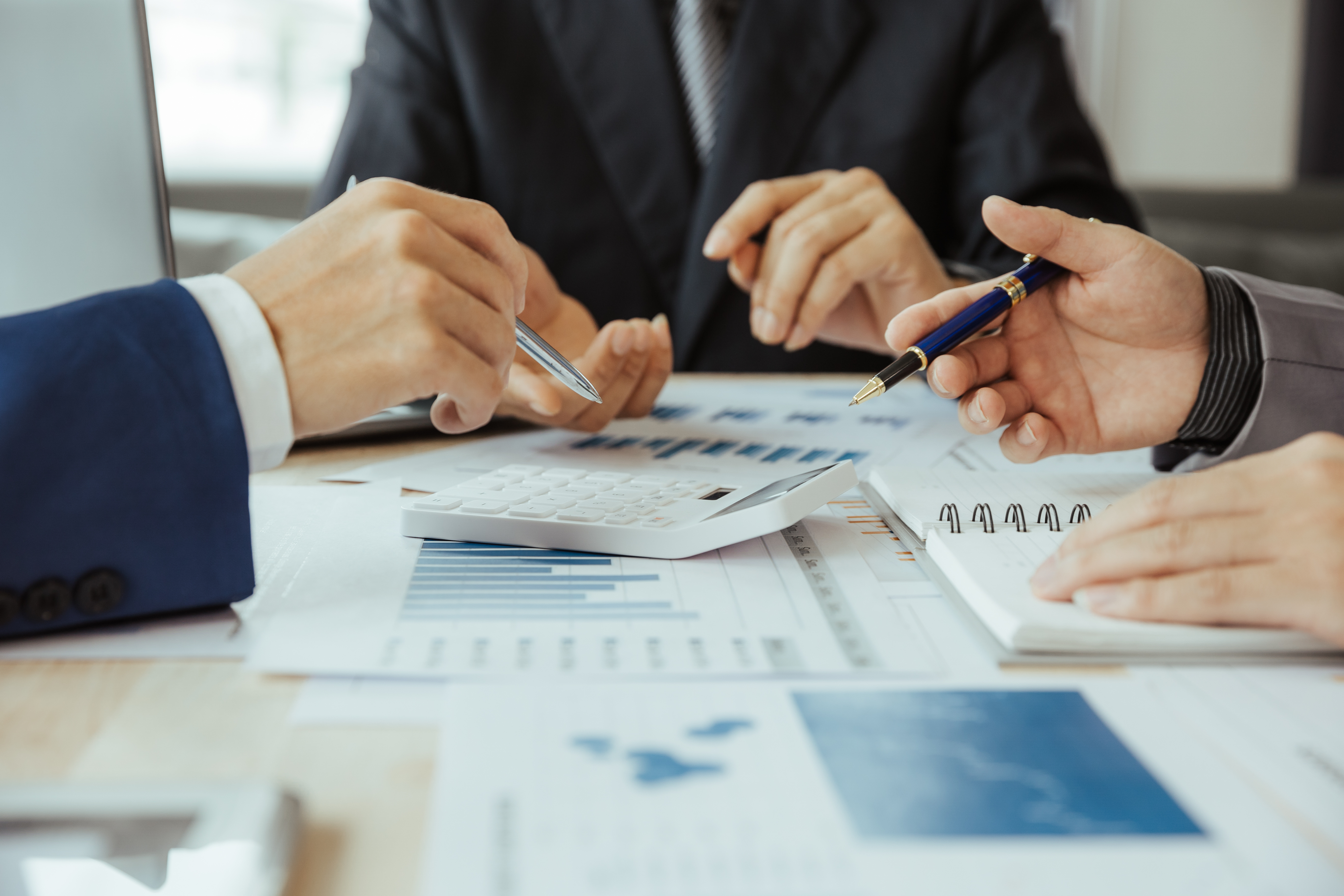 manos reunión gráficos